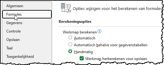 Schermafbeelding met het deel van de standaardinstellignen waarin je kunt aangeven dat je de werkmap wel/niet wilt laten doorrekenen bij het opslaan.