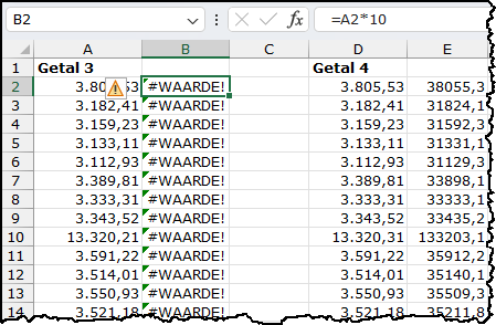Schermafbeelding waarbij de getallen in de kolommen A en D hetzelfde lijken. Maar door de berekeningen in de kolommen B en E zie je hetzelfde als in de vorige afbeelding. Een kolom met een foutmelding en een met de uitkomst van de berekening